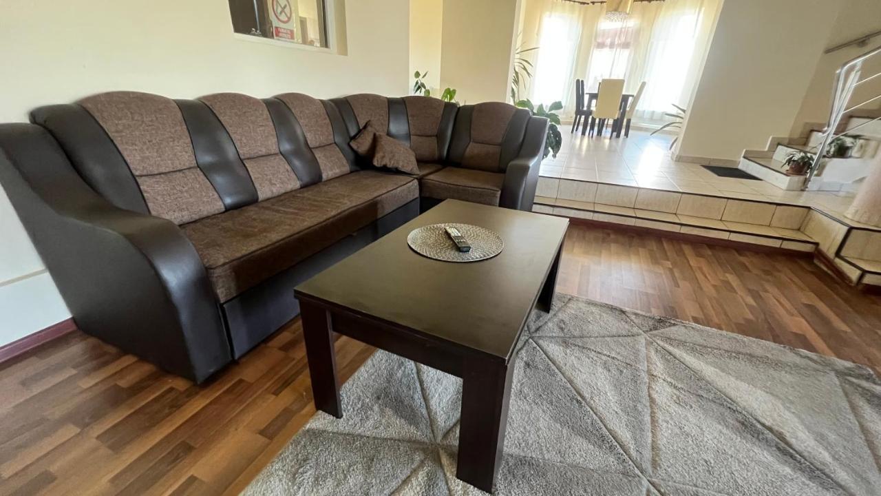 Casa Vio Villa Timişoara Buitenkant foto